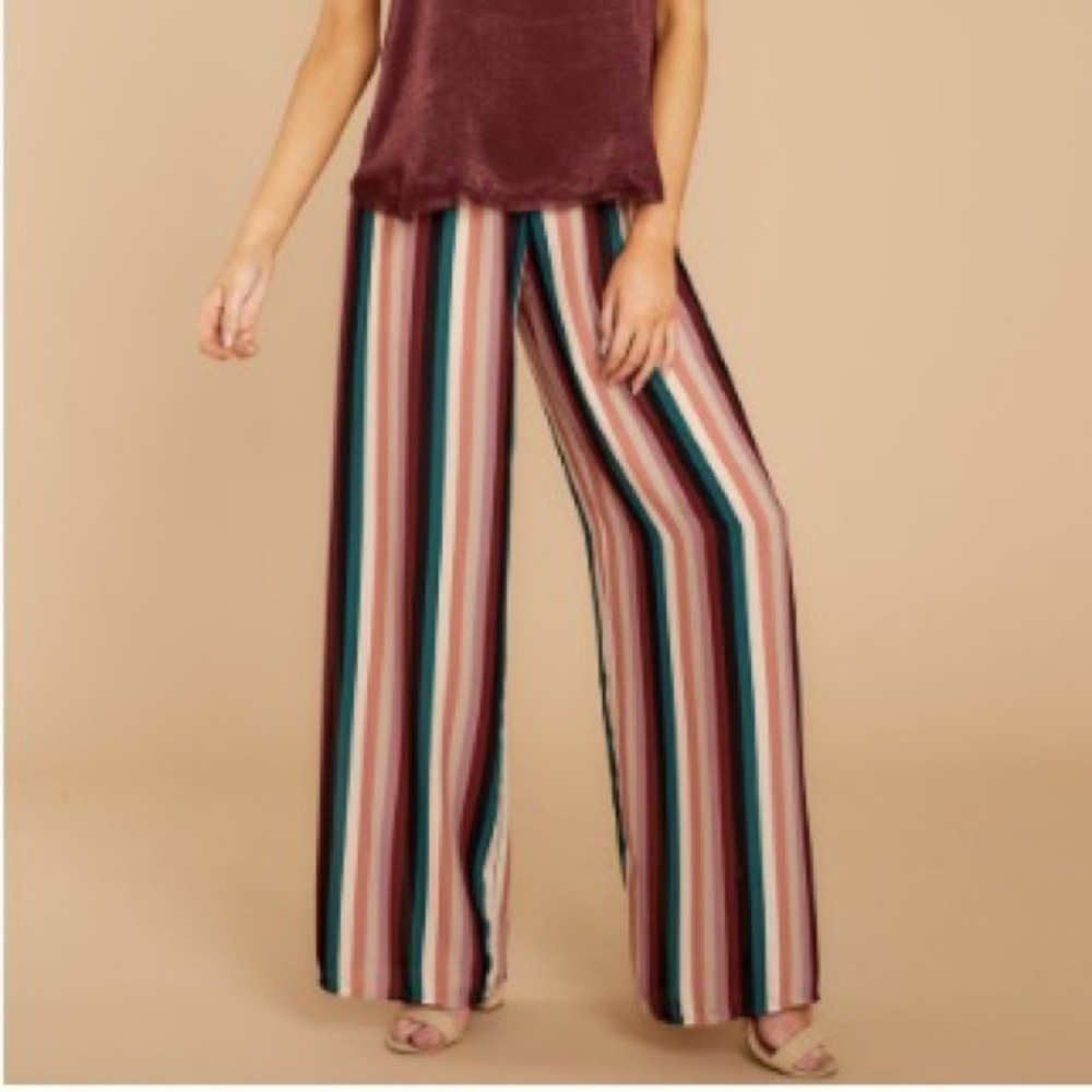 Flowy striped pants, super cute